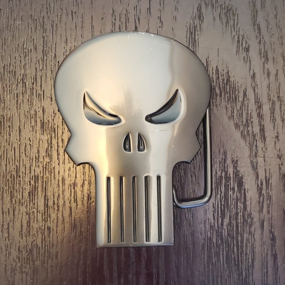 Punisher classic logo belt buckle